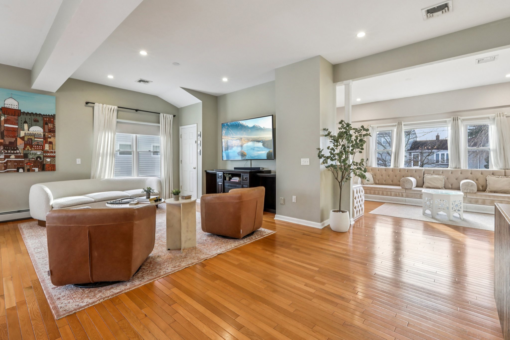 George St-S2401-021.jpg