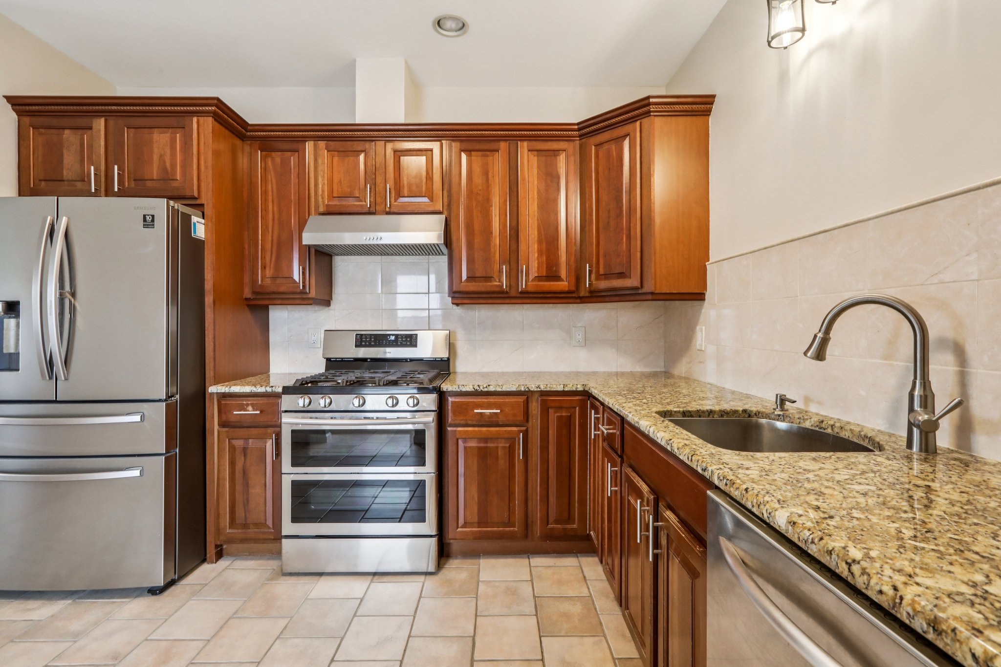 George St-S2401-031.jpg