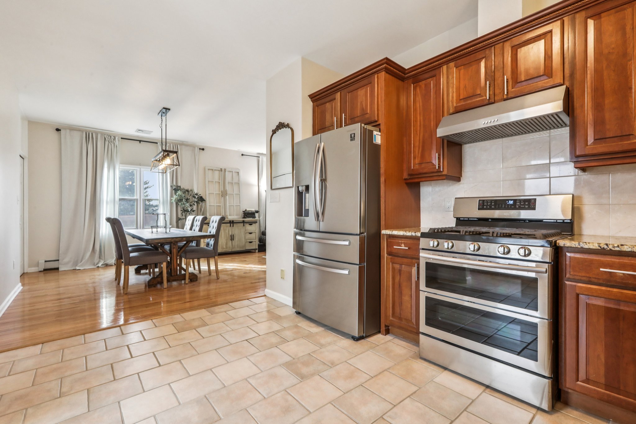 George St-S2401-032.jpg