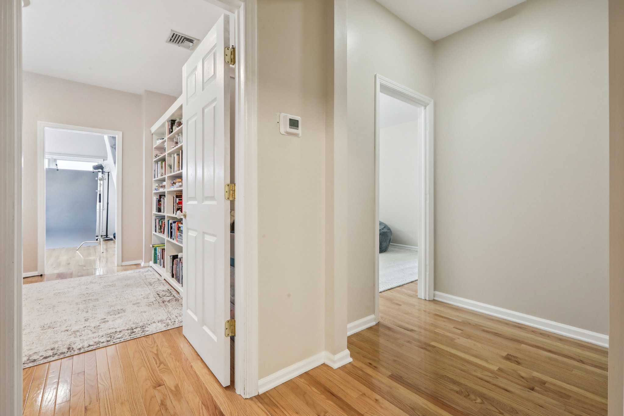 George St-S2401-044.jpg