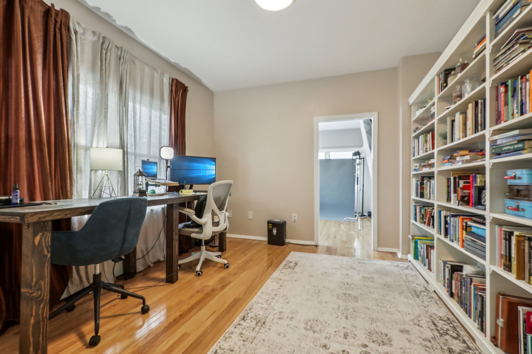 George St-S2401-047.jpg