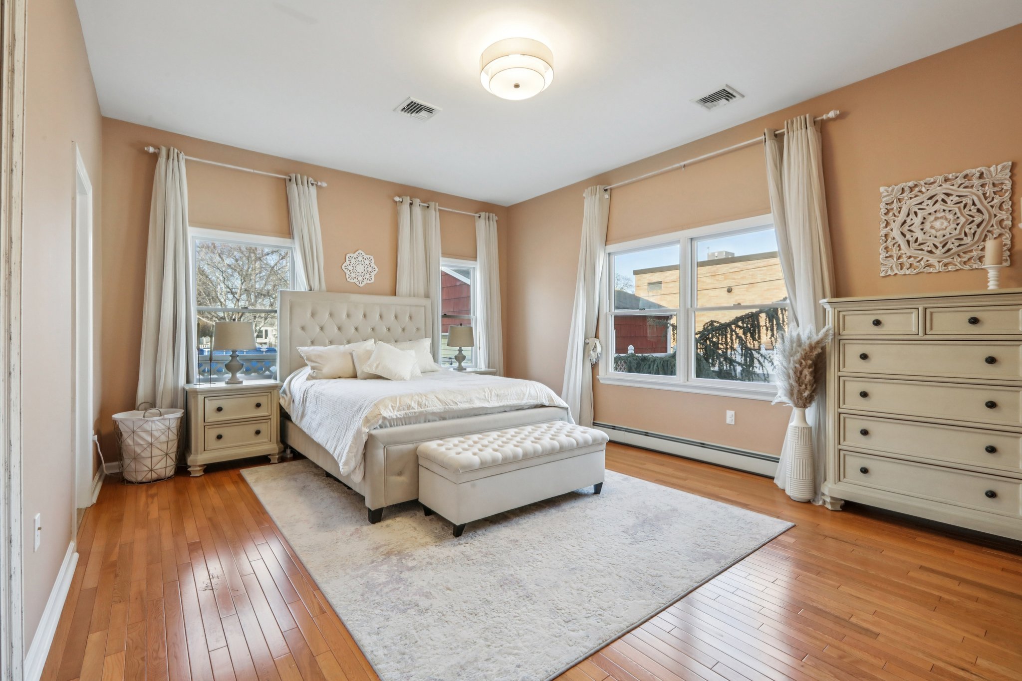 George St-S2401-053.jpg