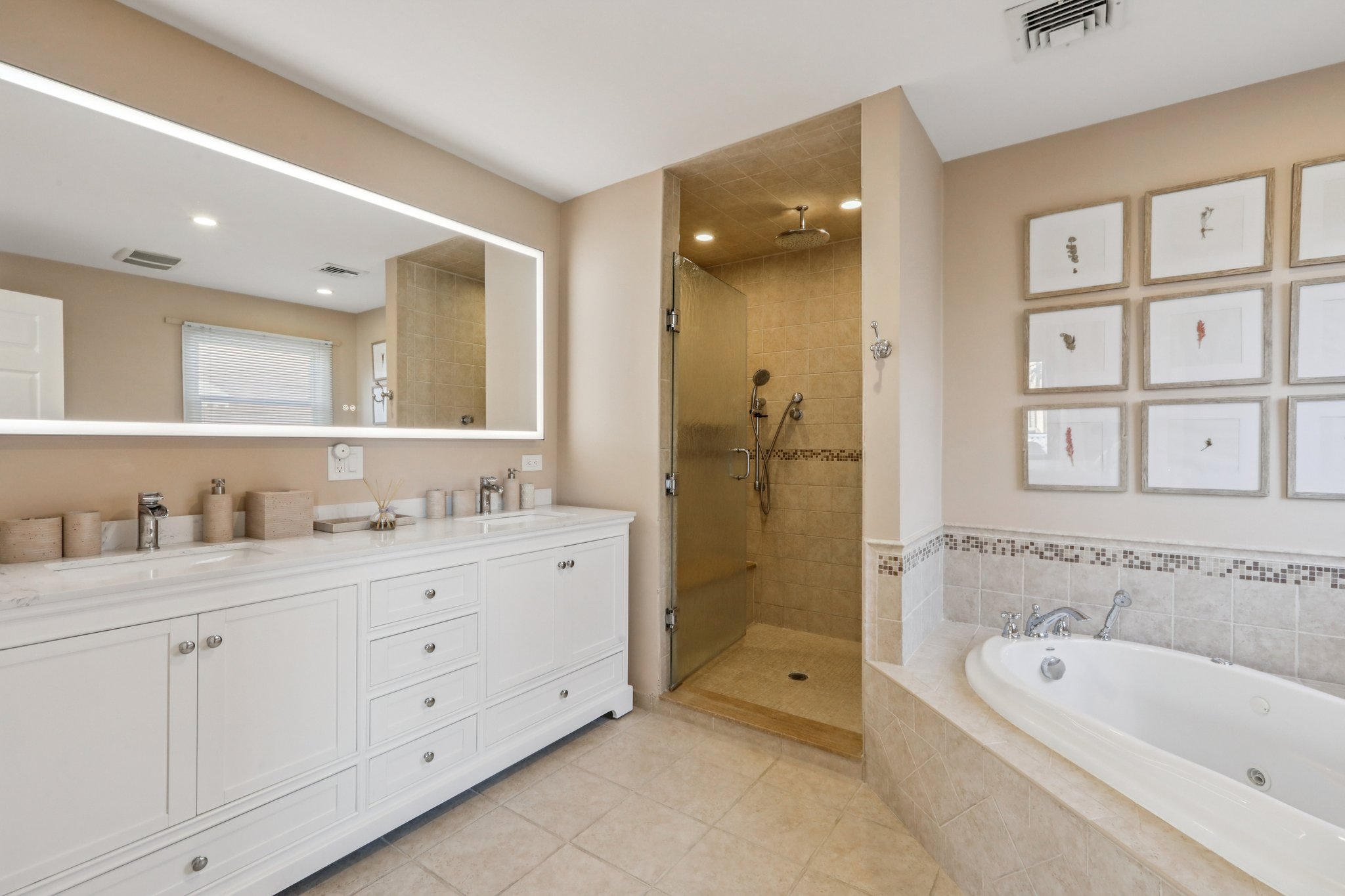 George St-S2401-057.jpg