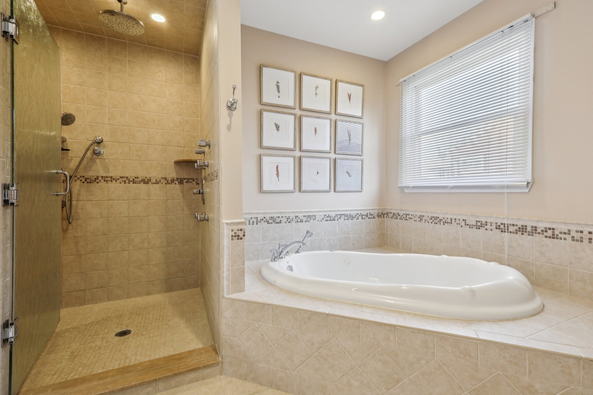 George St-S2401-058.jpg