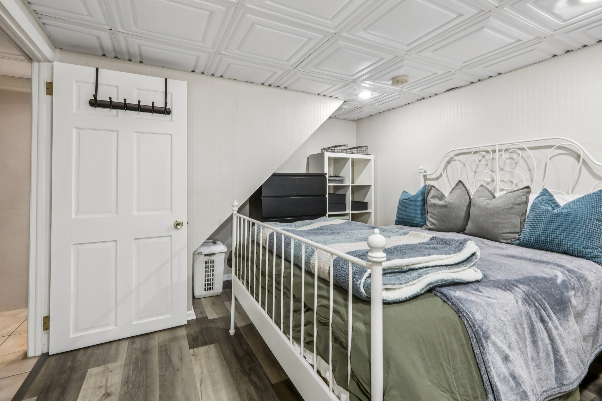 George St-S2401-067.jpg