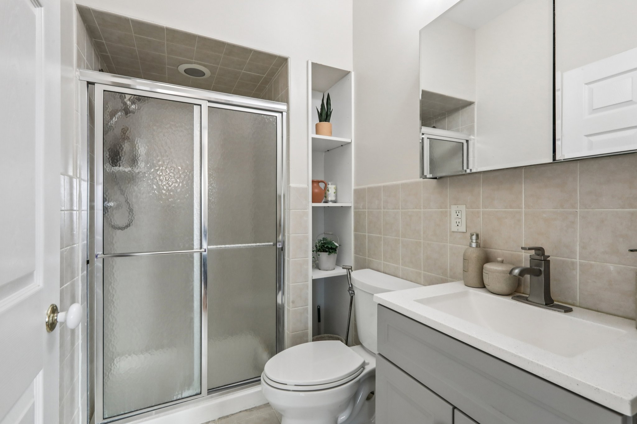 George St-S2401-071.jpg