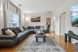 George St-S2401-010.jpg