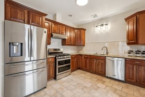 George St-S2401-030.jpg