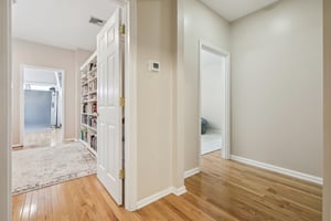 George St-S2401-044.jpg