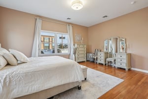 George St-S2401-056.jpg