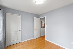  Photo 40