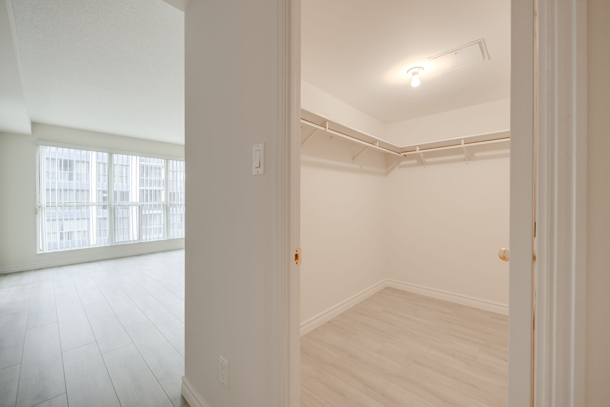 Toronto property showcase — delivered property photograph 24