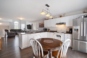  28 Irene Dr, Barrie, ON L4N 0Y8, US Photo 12