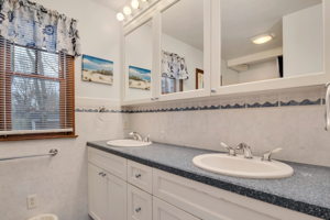 28 Nauset Ave E, North Falmouth, MA 02556, USA Photo 10