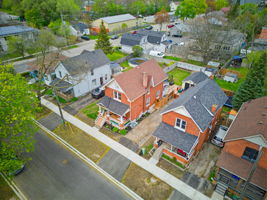  Photo 0