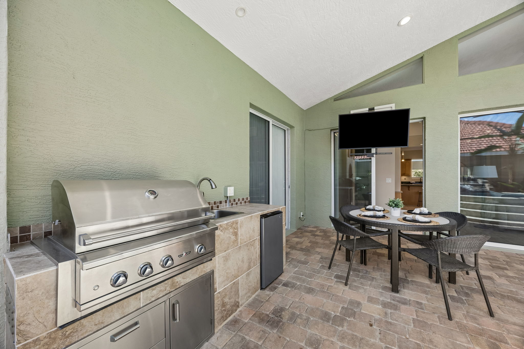 Summer Kitchen