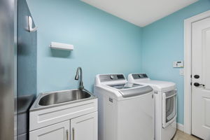 Laundry Facility/Room