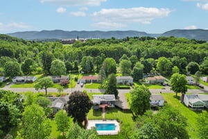 Park Hill Dr-S2905-058.jpg