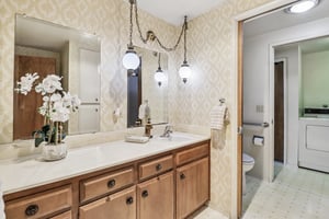 Sandalwood Dr-S1707-020.jpg