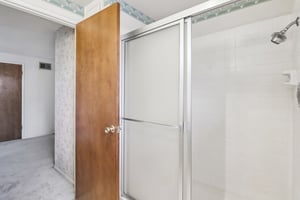Sandalwood Dr-S1707-030.jpg