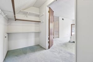 Sandalwood Dr-S1707-037.jpg