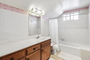 Sandalwood Dr-S1707-044.jpg