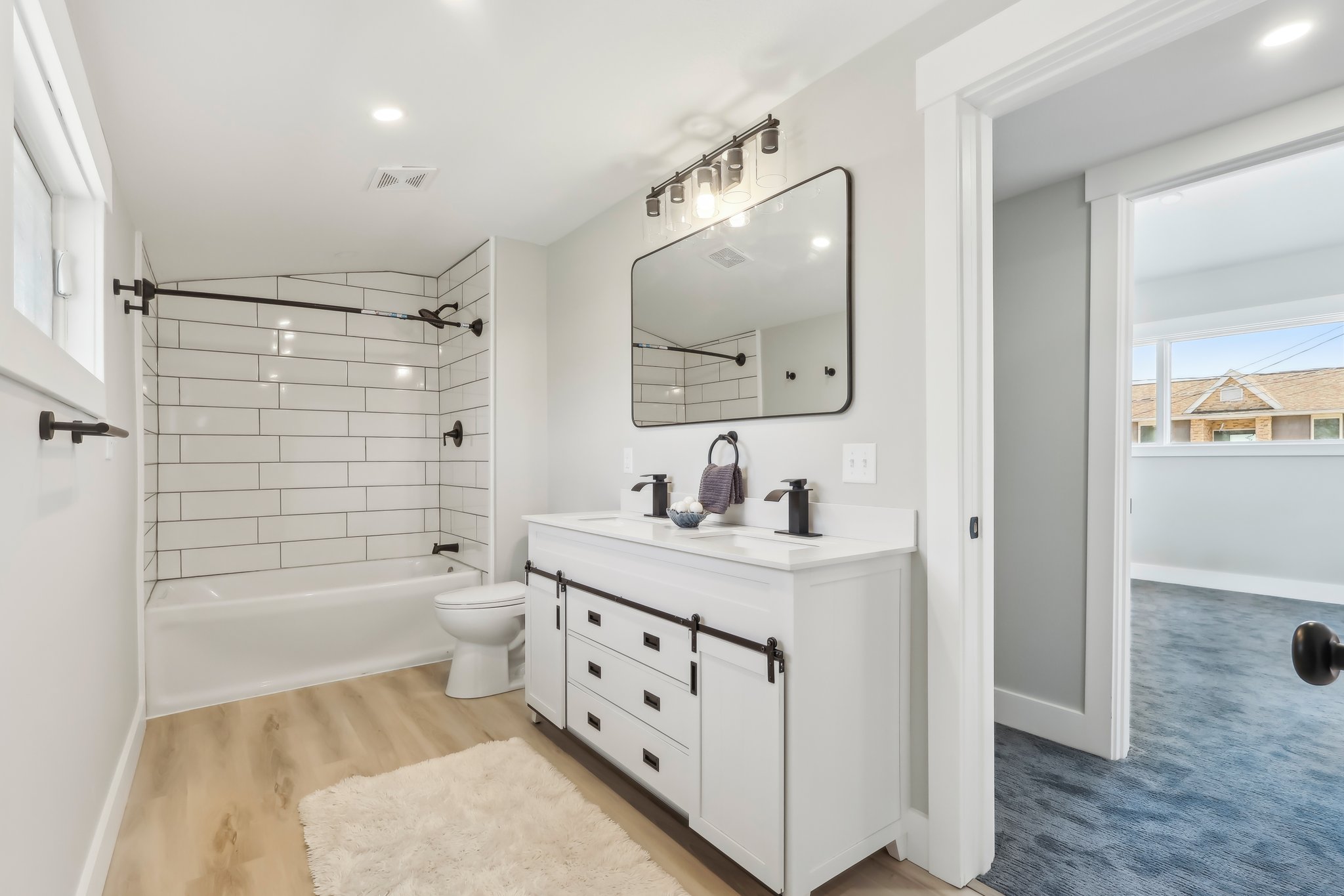Second Floor Full Bath