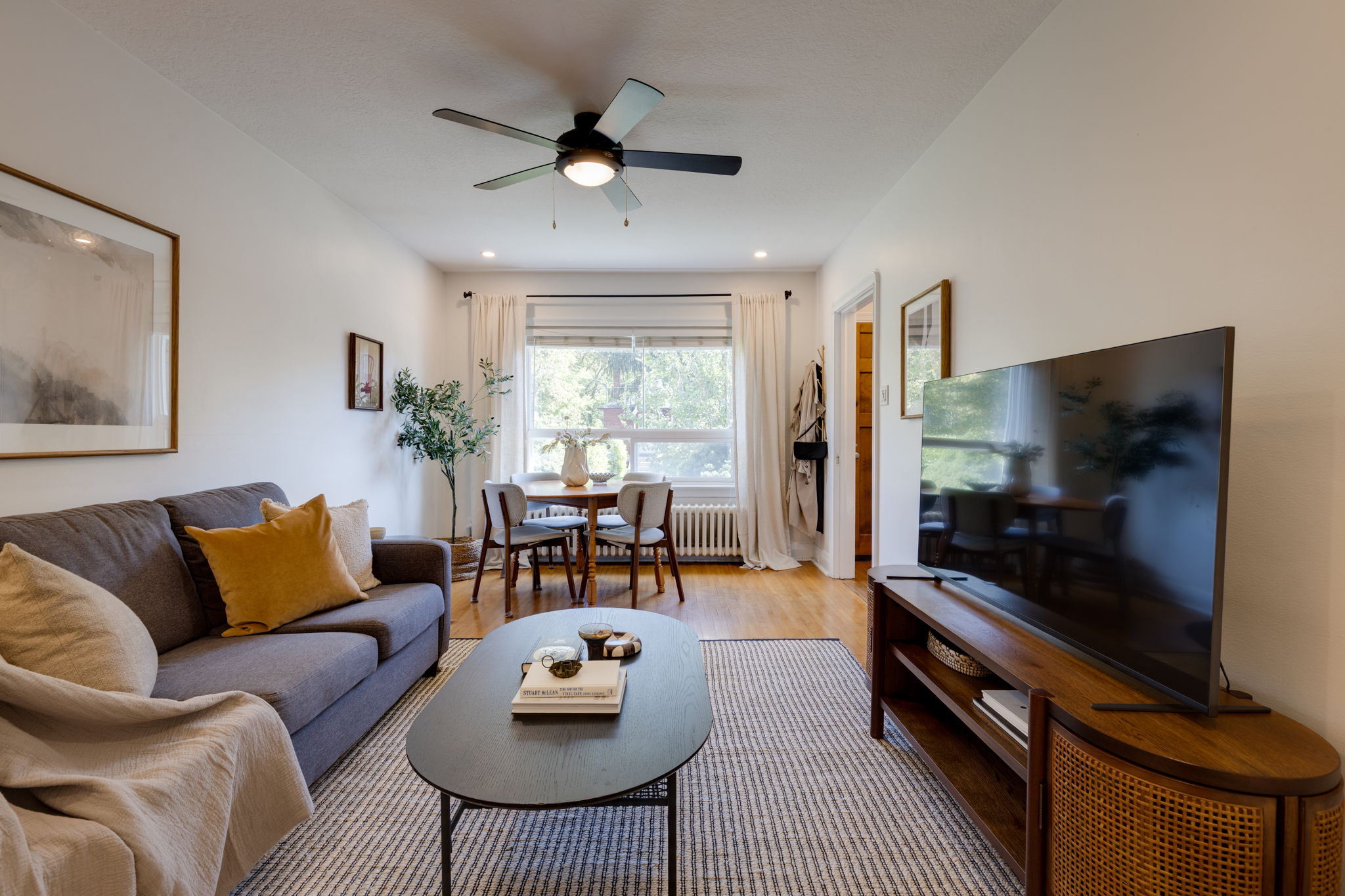 Property in Toronto — delivered property photograph 9