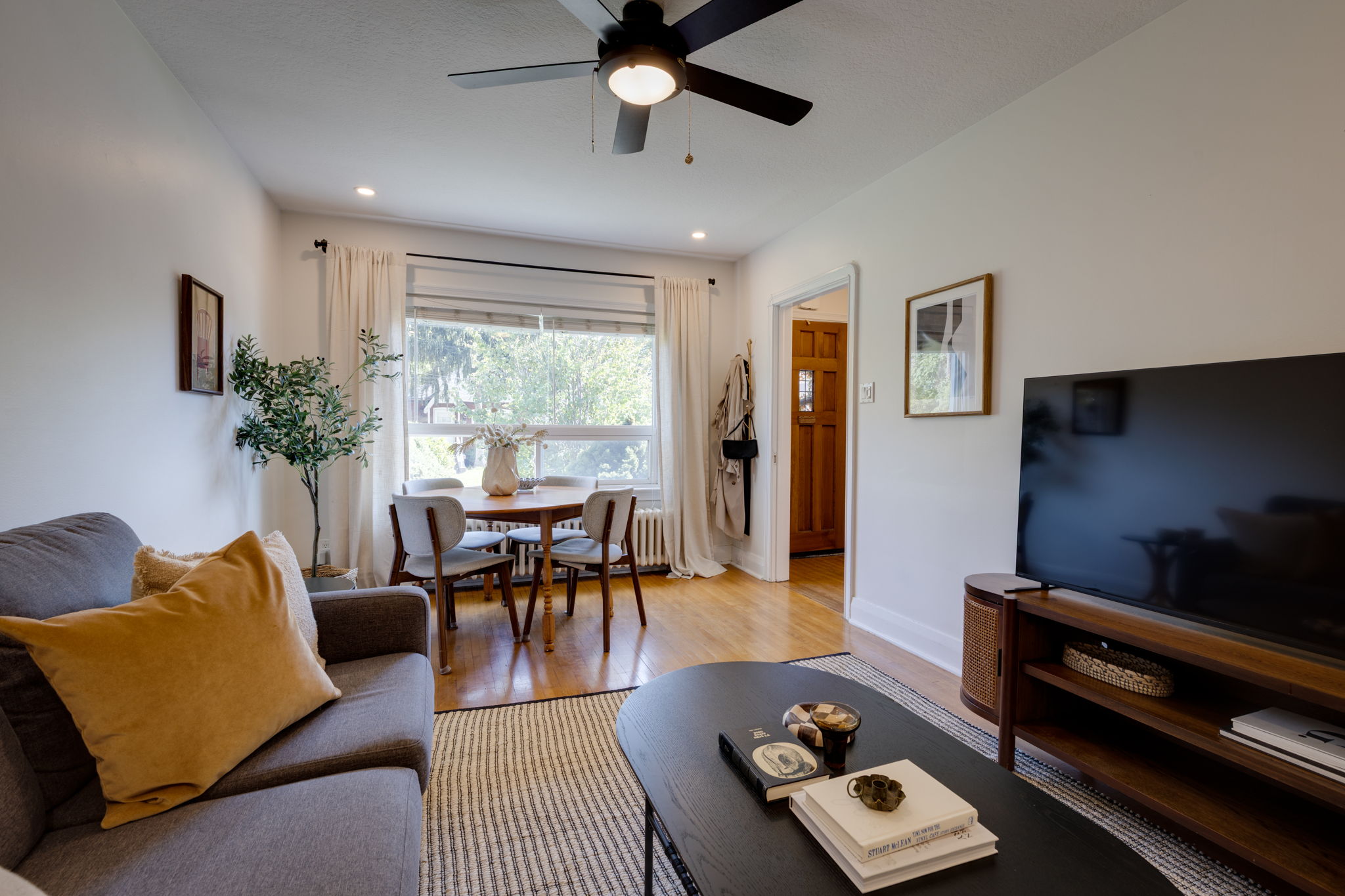 Property in Toronto — delivered property photograph 10