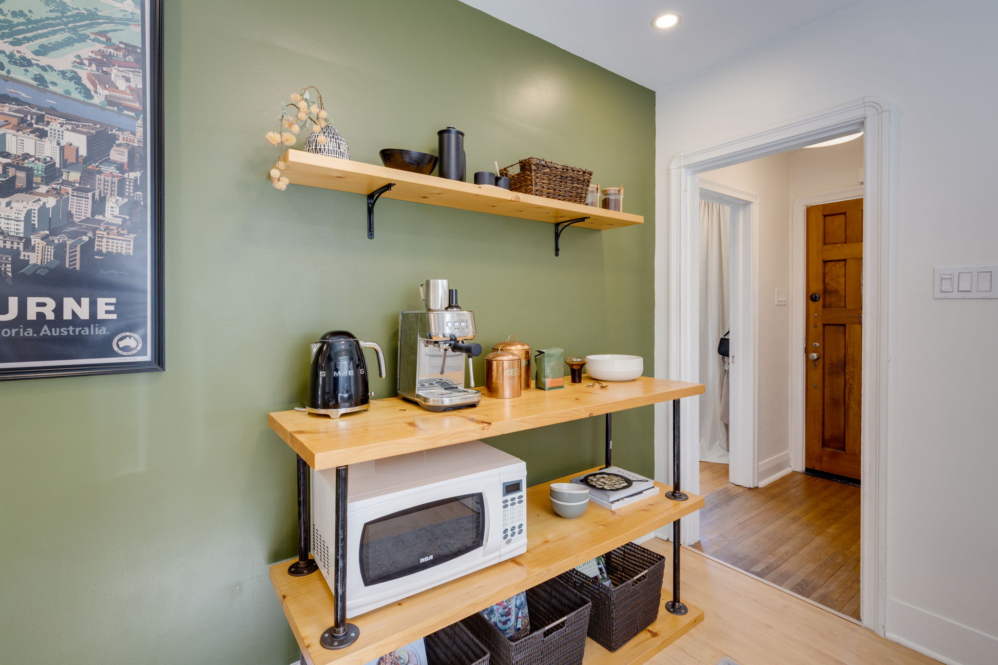 Property in Toronto — delivered property photograph 13