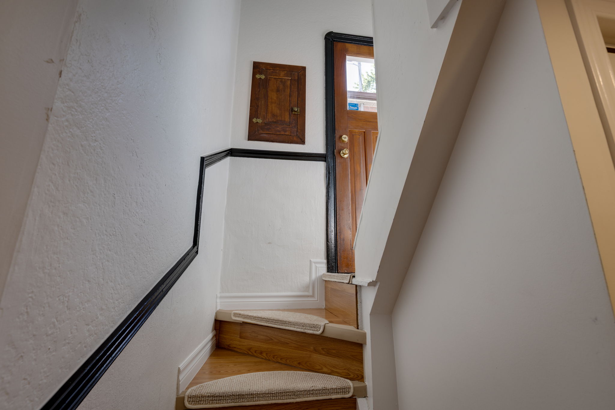 Property in Toronto — delivered property photograph 21