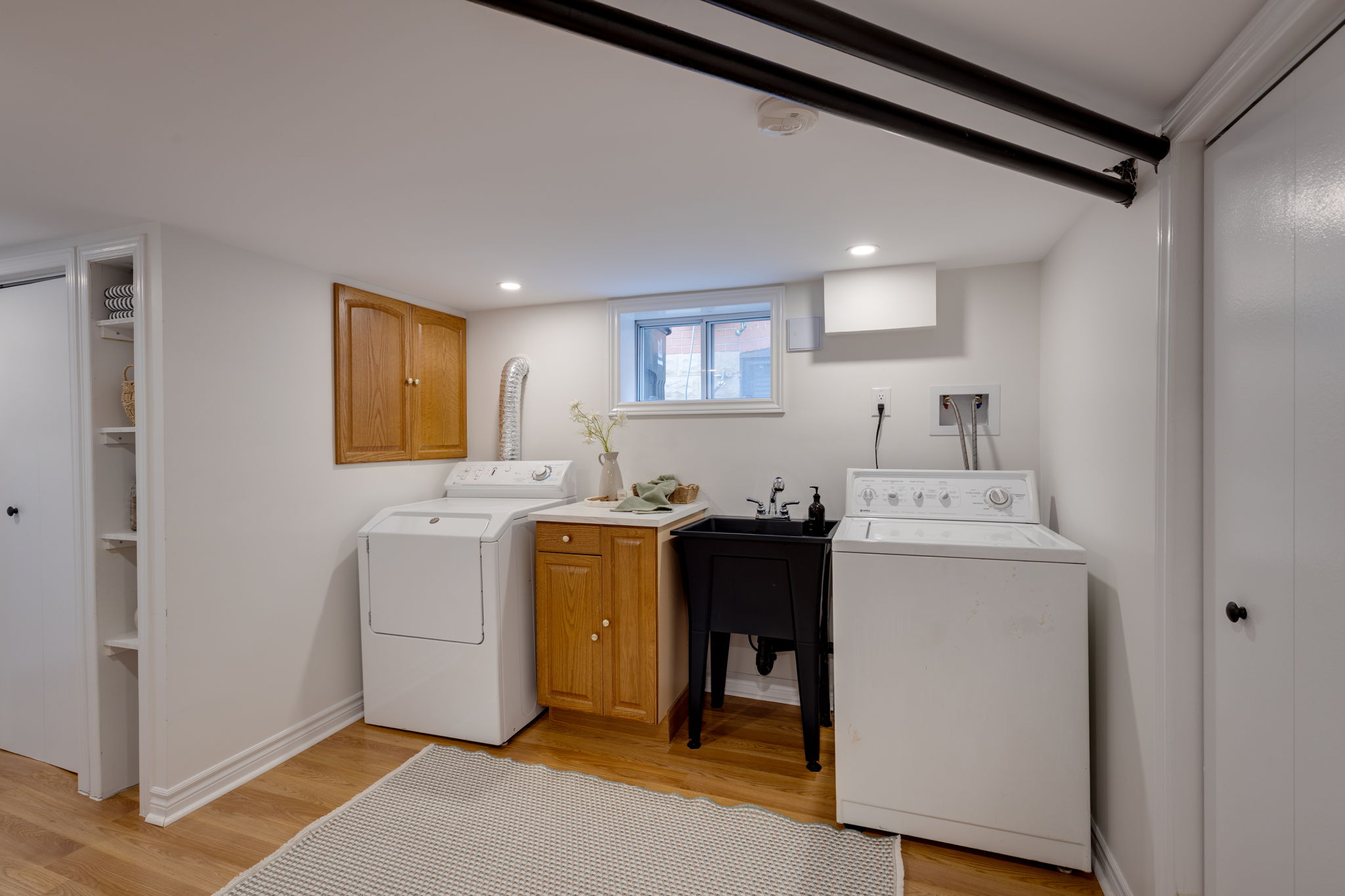Property in Toronto — delivered property photograph 22