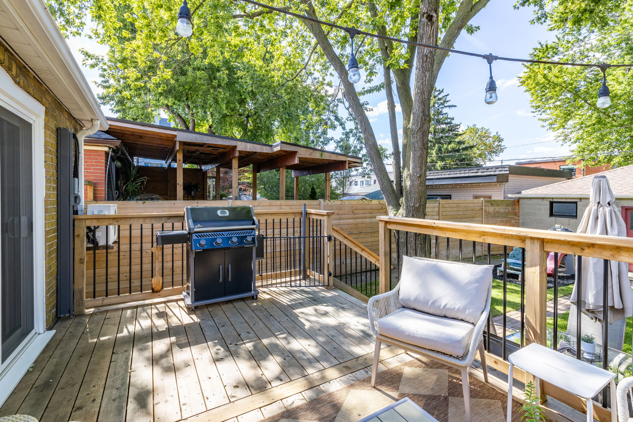 Property in Toronto — delivered property photograph 40