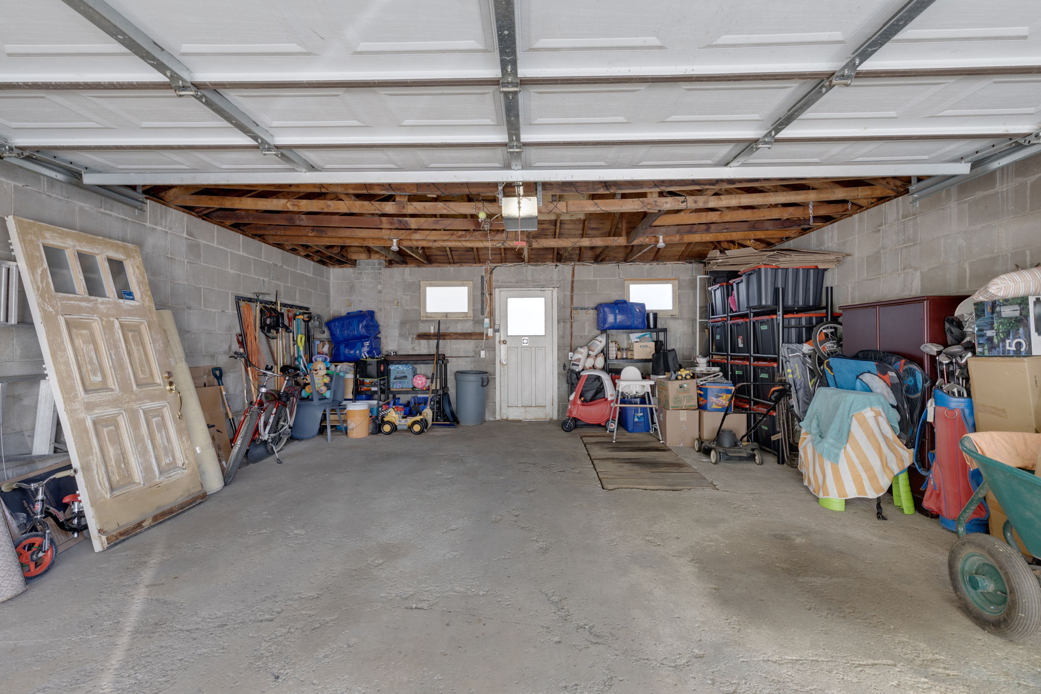 Property in Toronto — delivered property photograph 43