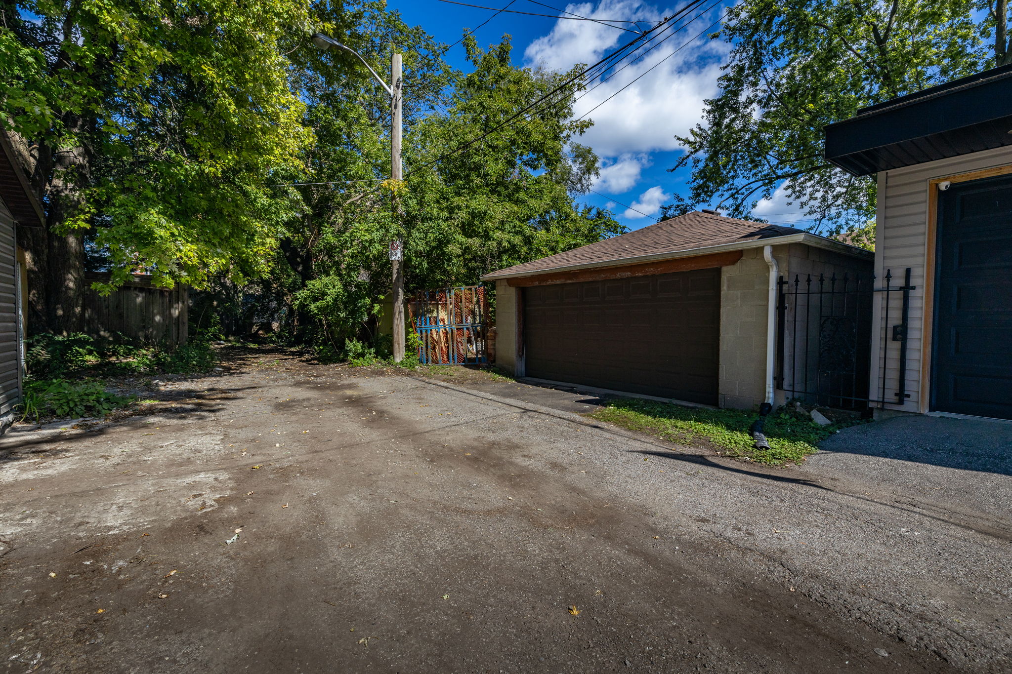 Property in Toronto — delivered property photograph 46