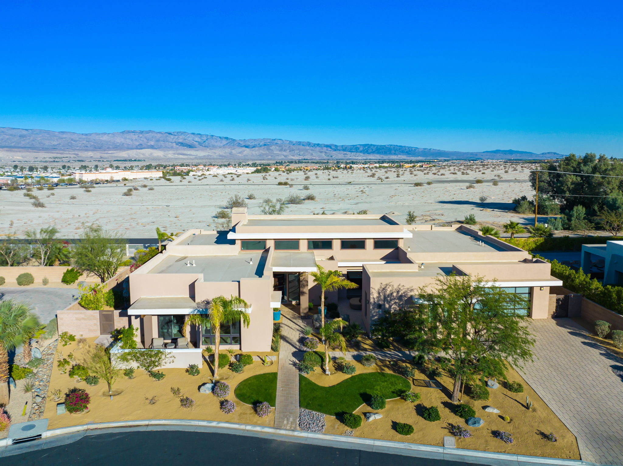 28 Via Monaco, Rancho Mirage, CA 92270, USA Photo 2