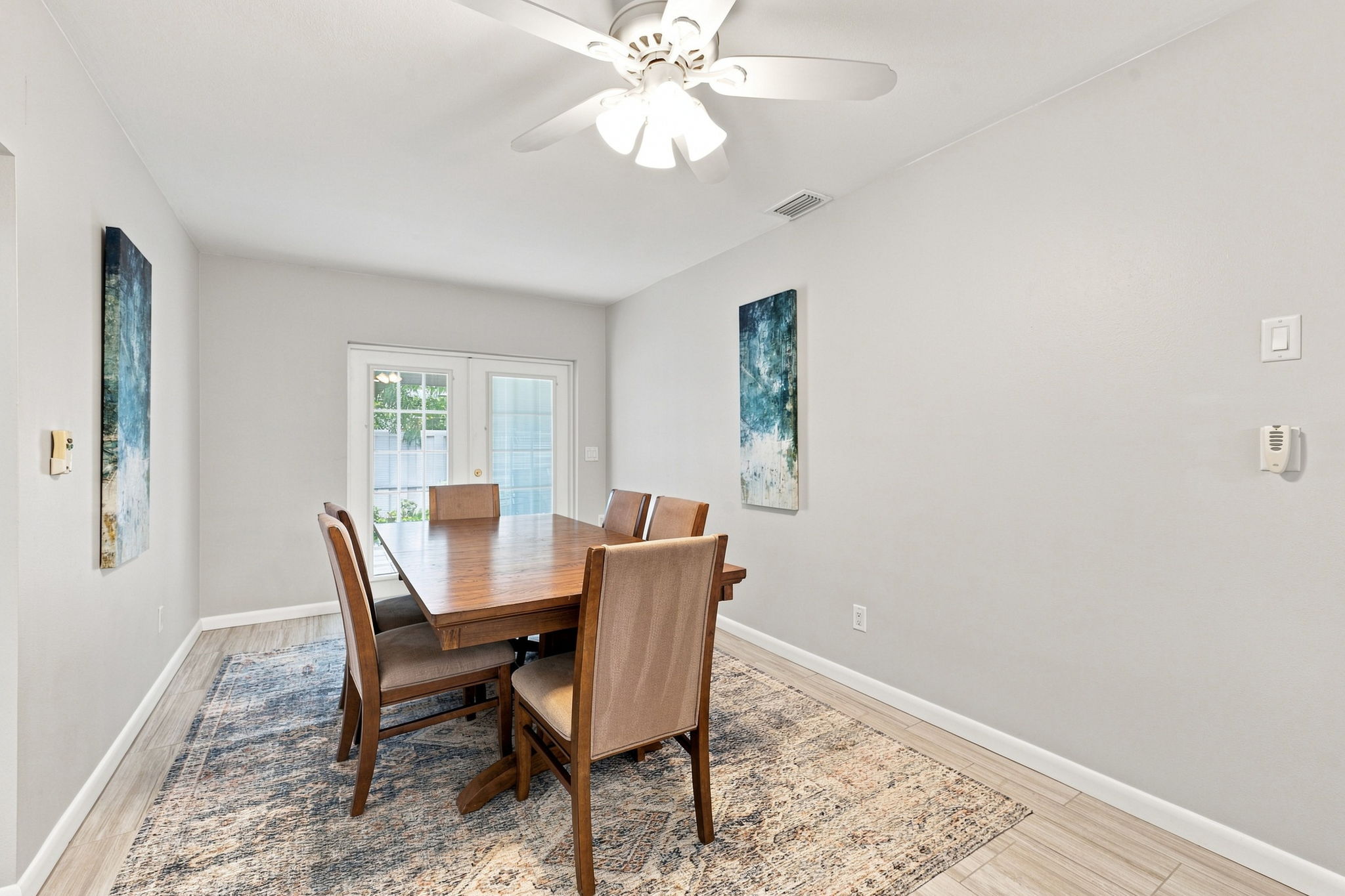Dining Room2
