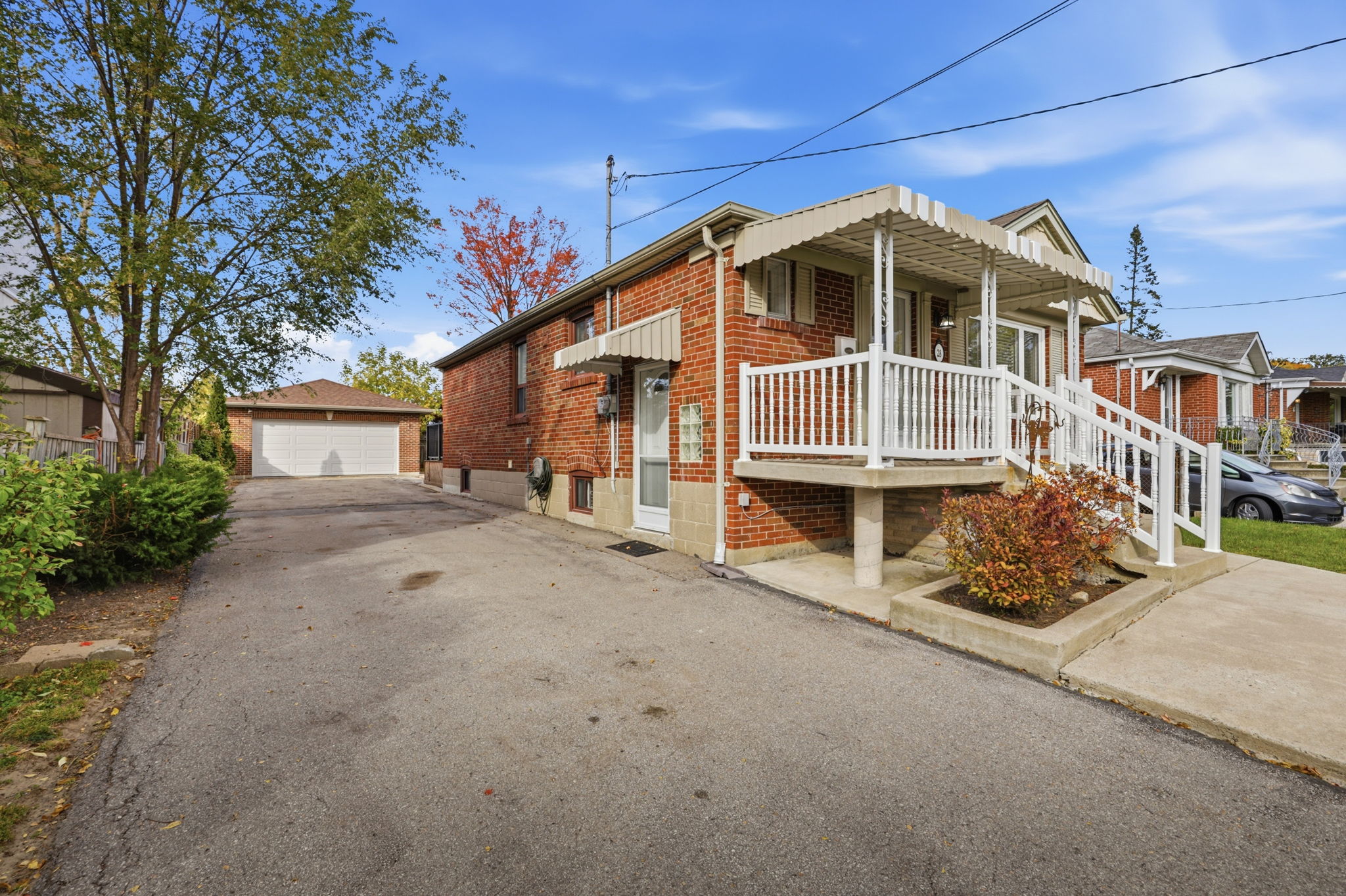 Toronto · Essential package — delivered property photograph 2