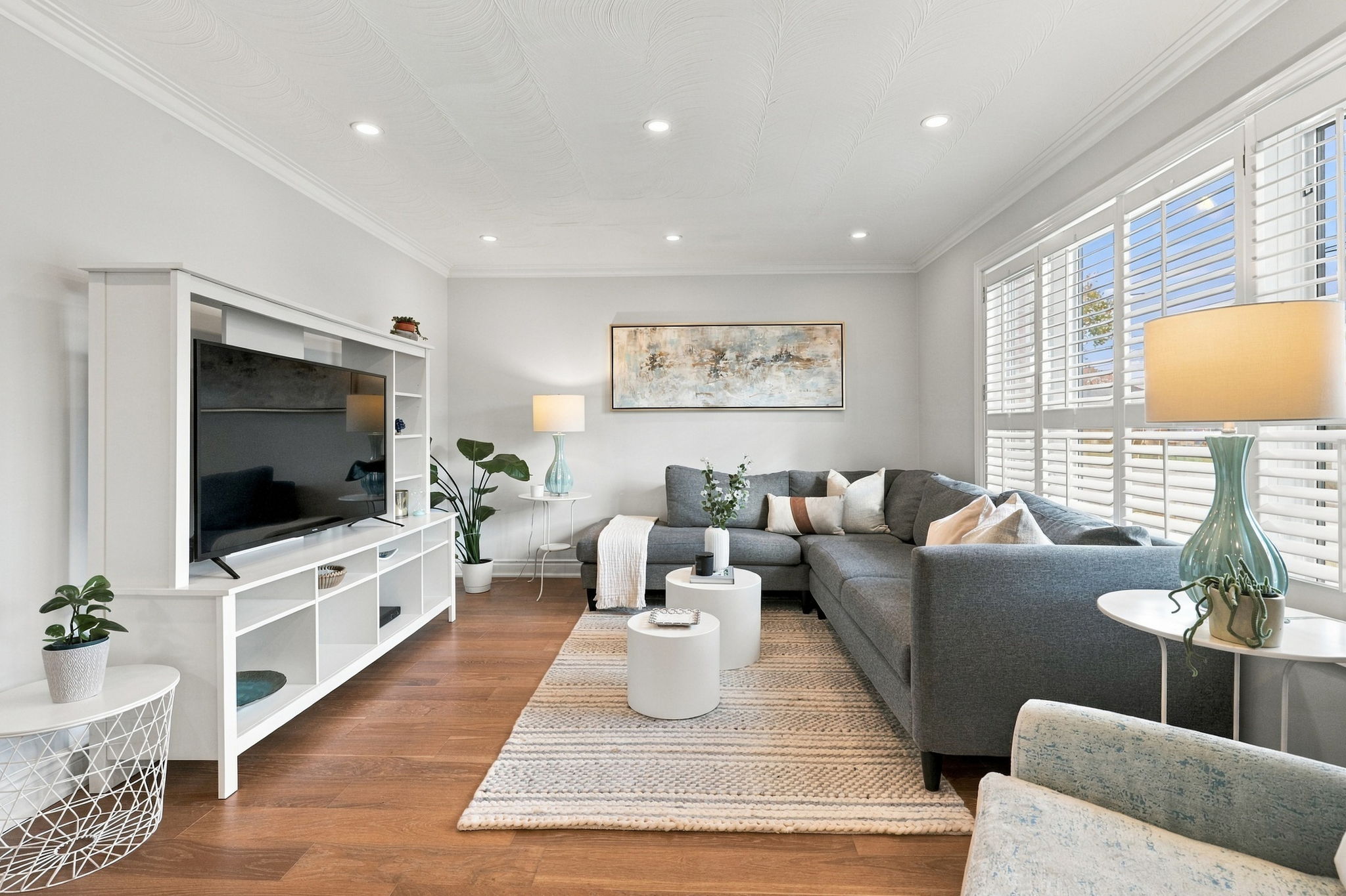 Toronto · Essential package — delivered property photograph 4