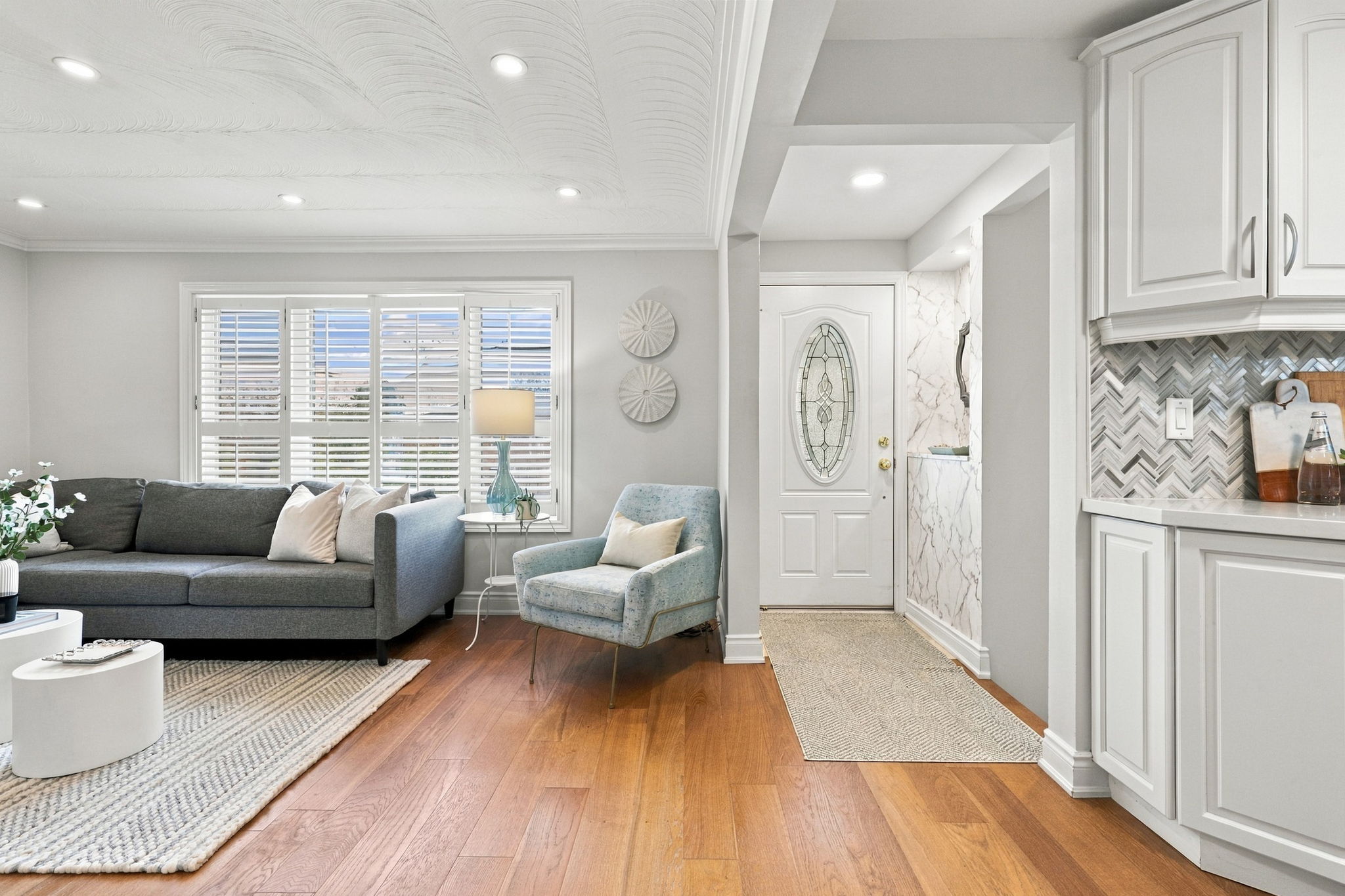 Toronto · Essential package — delivered property photograph 6