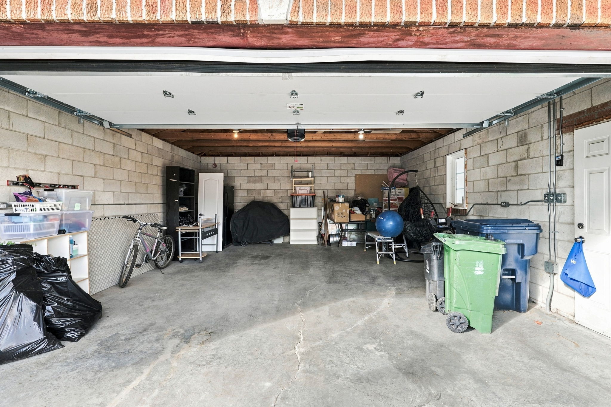 Toronto · Essential package — delivered property photograph 70