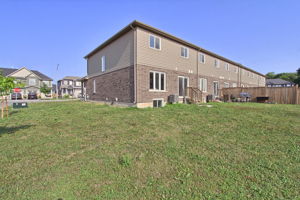  Photo 47