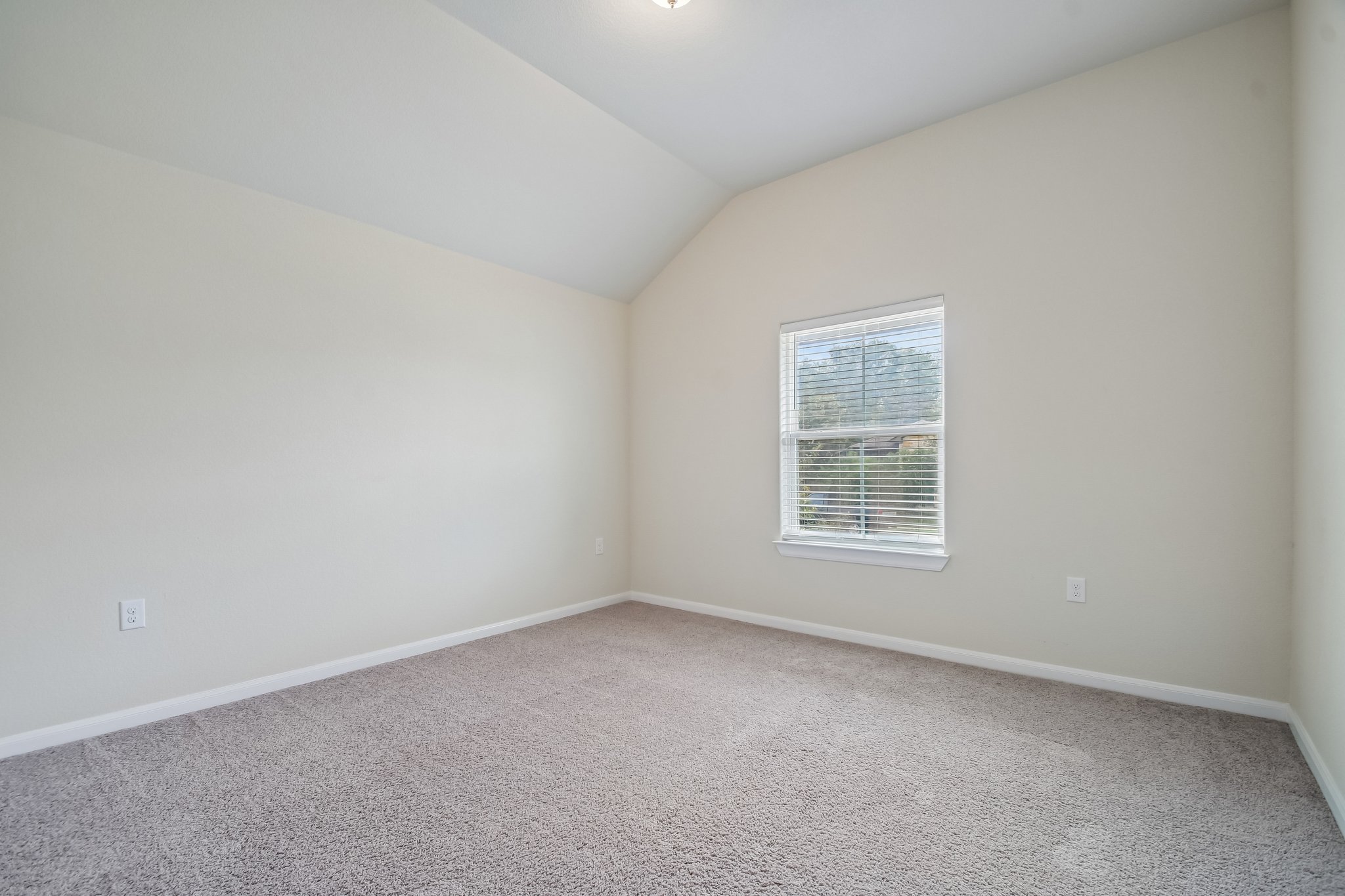 Rimrock Ct-S0210-013.jpg