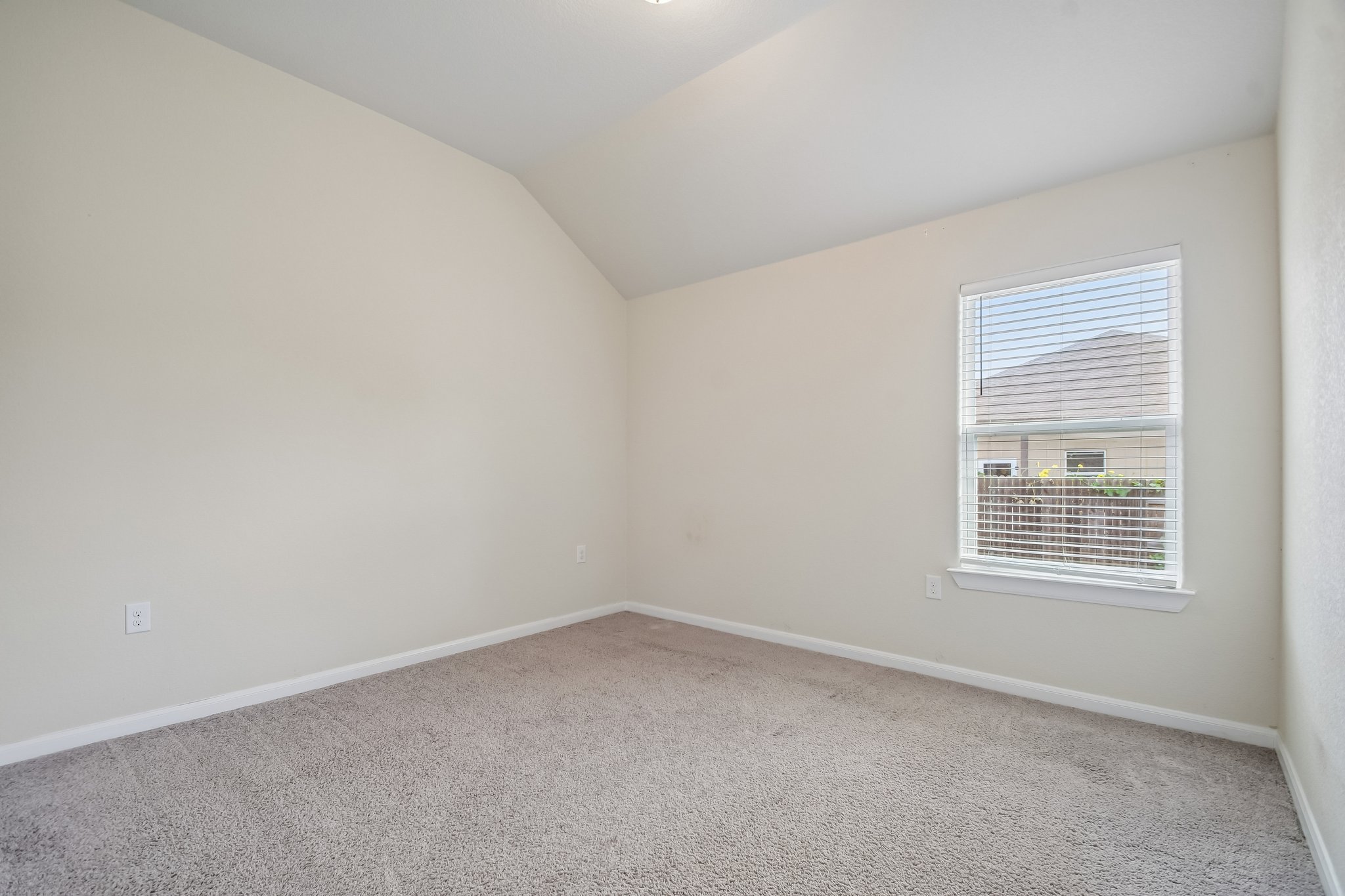 Rimrock Ct-S0210-016.jpg