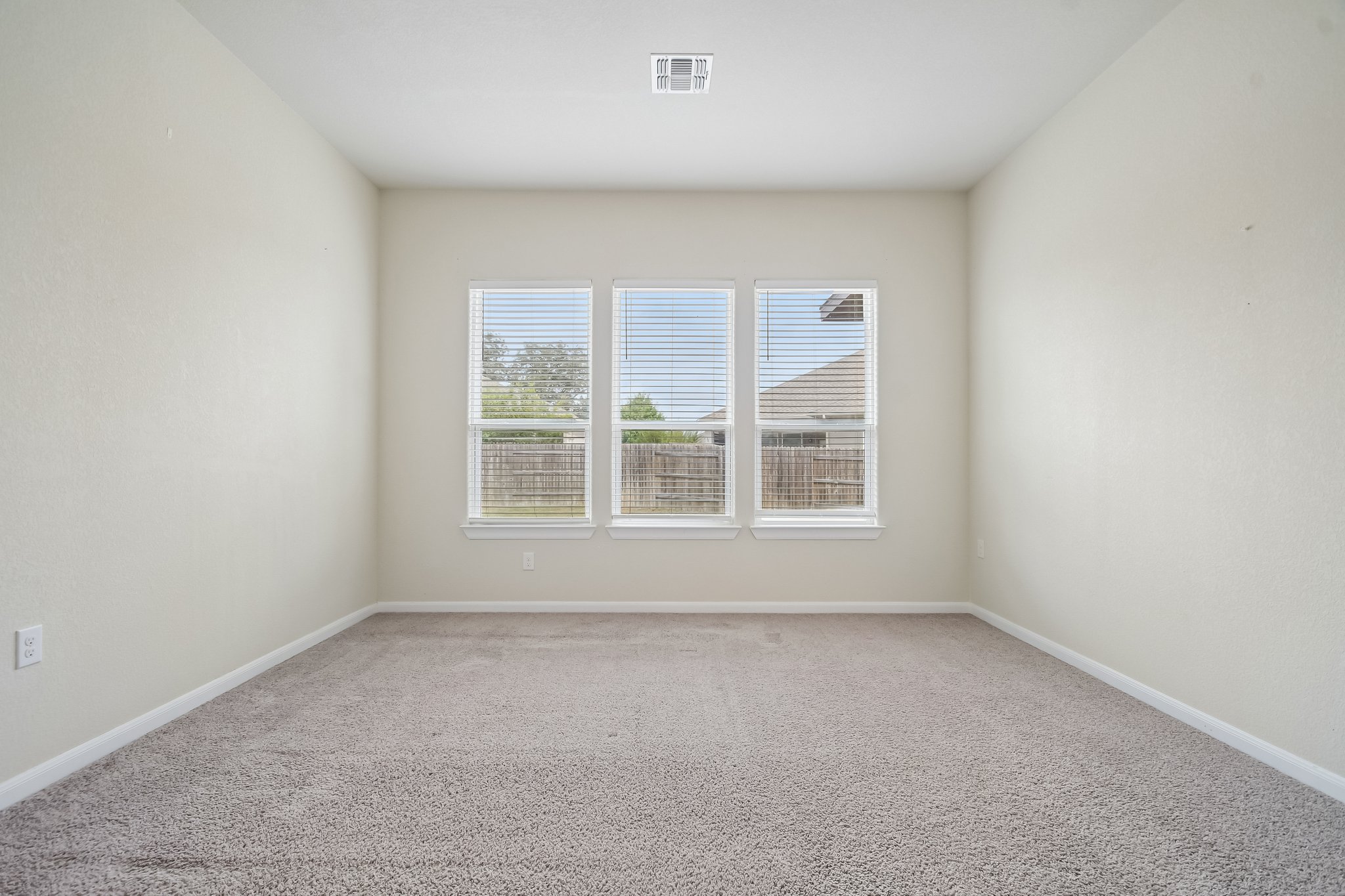 Rimrock Ct-S0210-024.jpg
