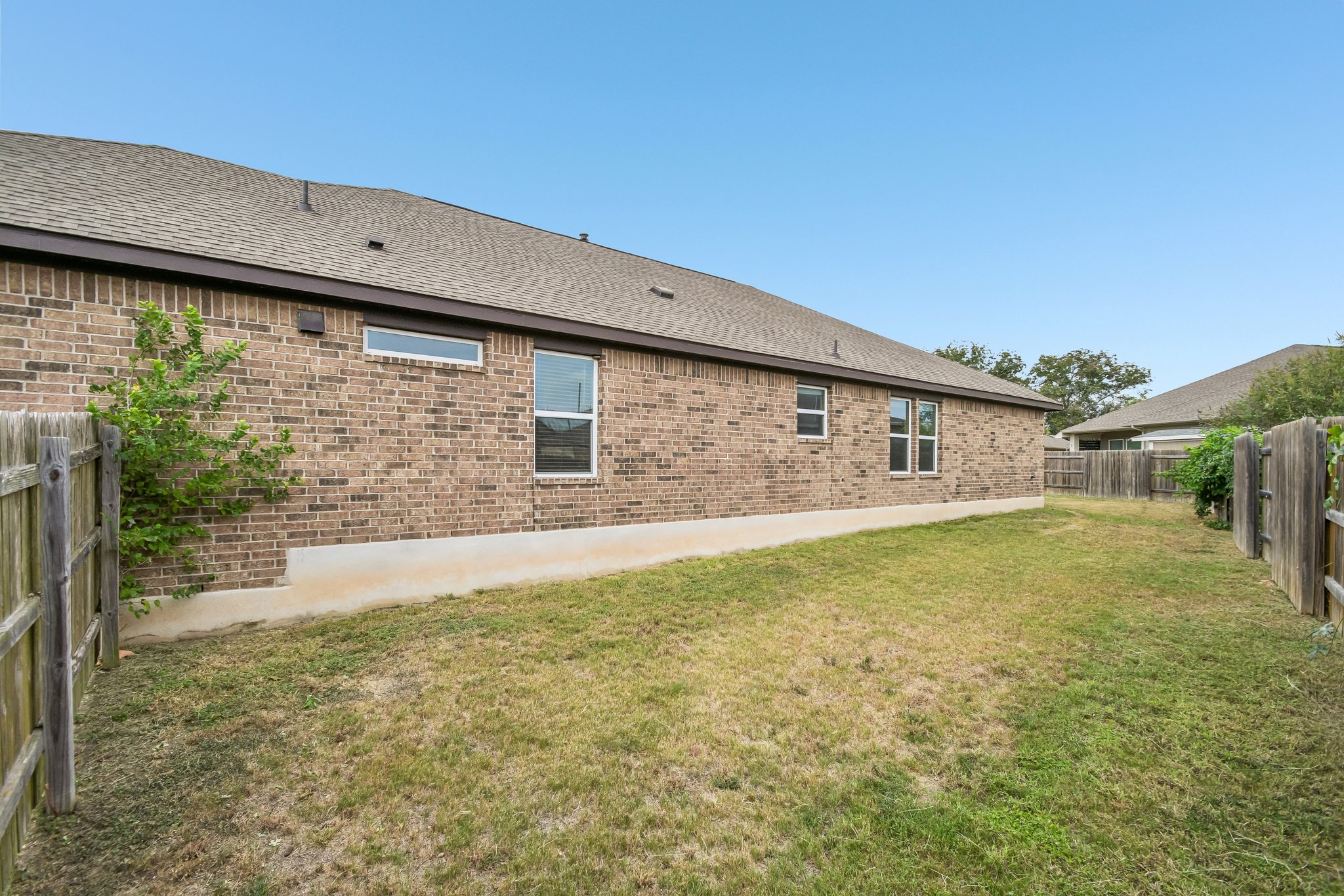 Rimrock Ct-S0210-033.jpg