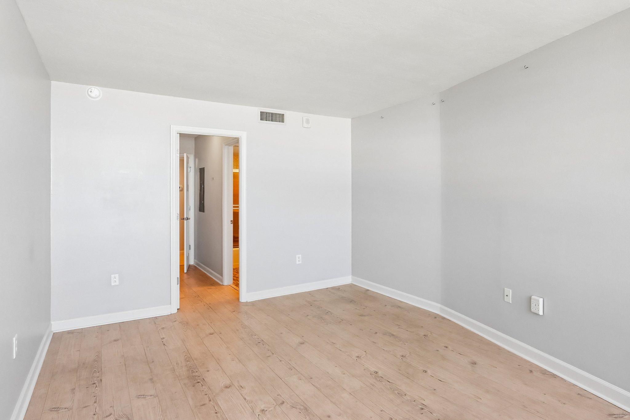S Collier Blvd 1505-S1510-031.jpg