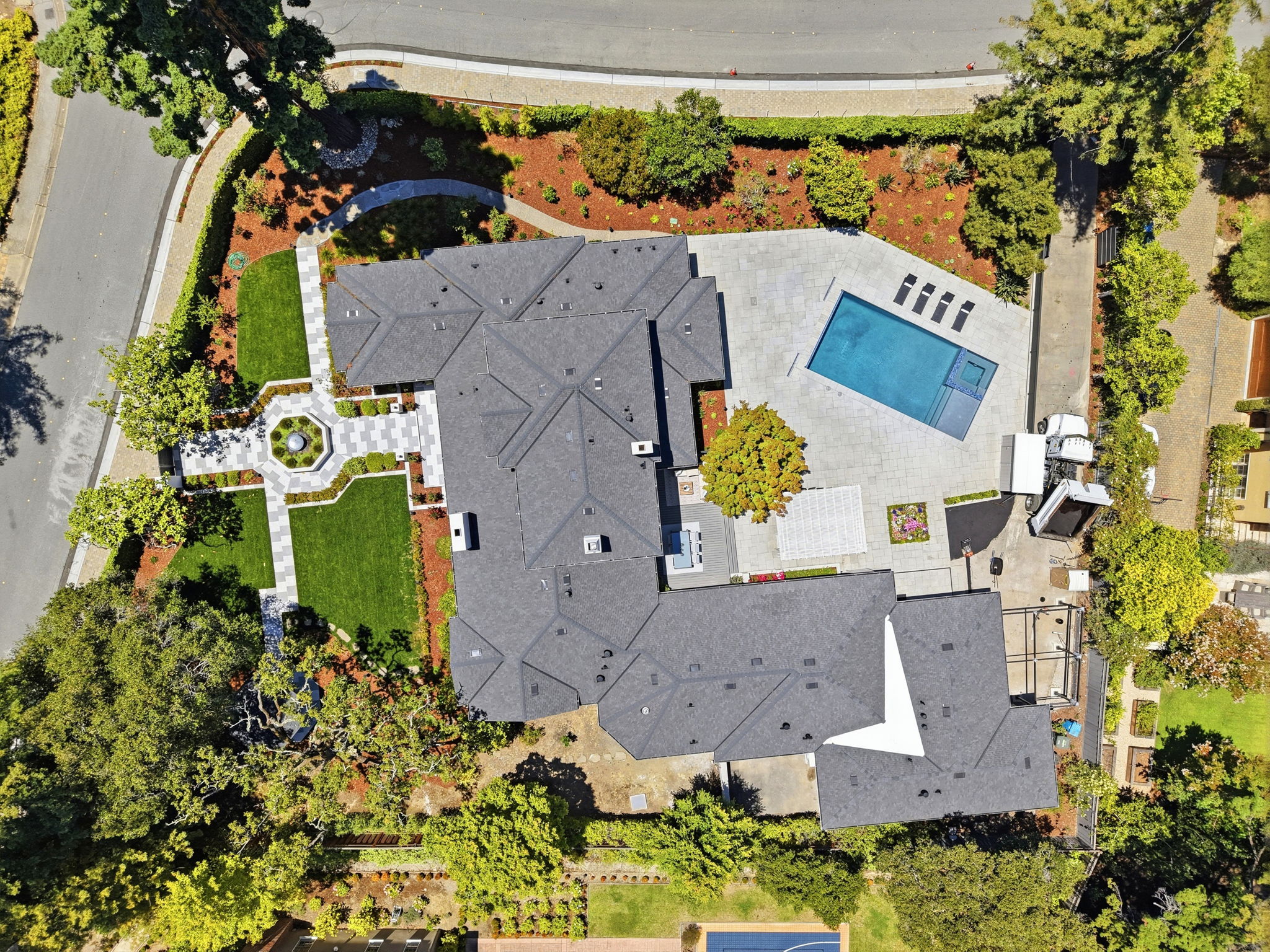 009_F8_AERIAL_280 Uplands Dr