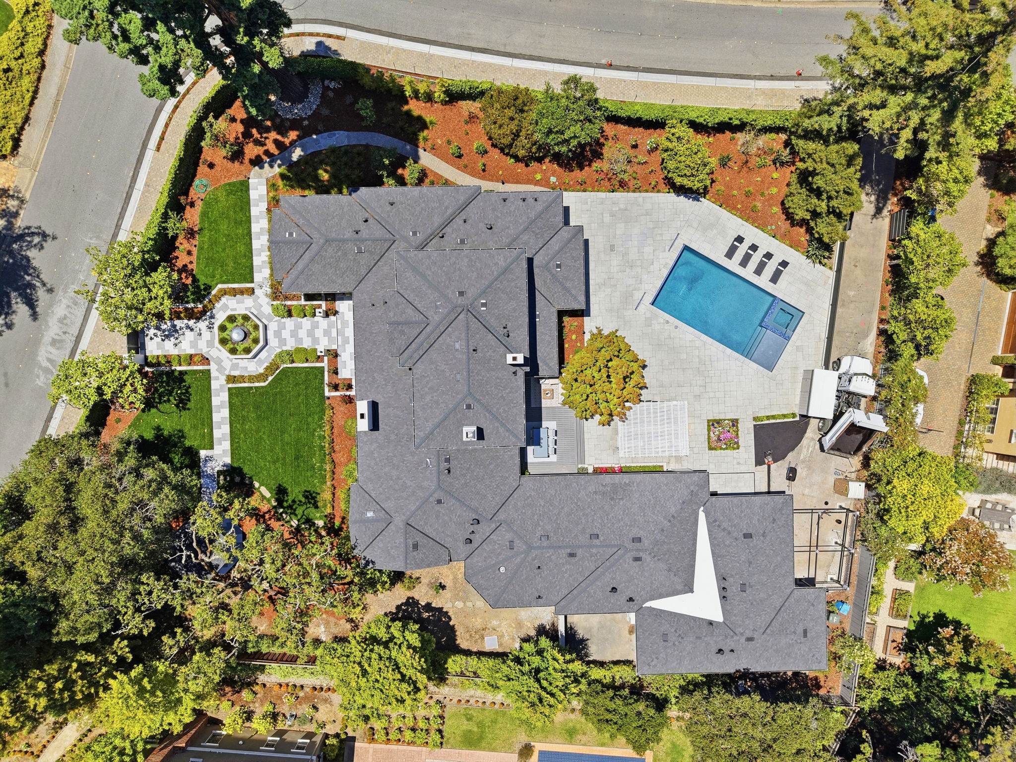 010_F8_AERIAL_280 Uplands Dr