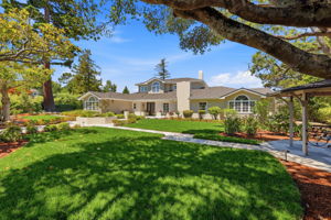 011_F8_280 Uplands Dr